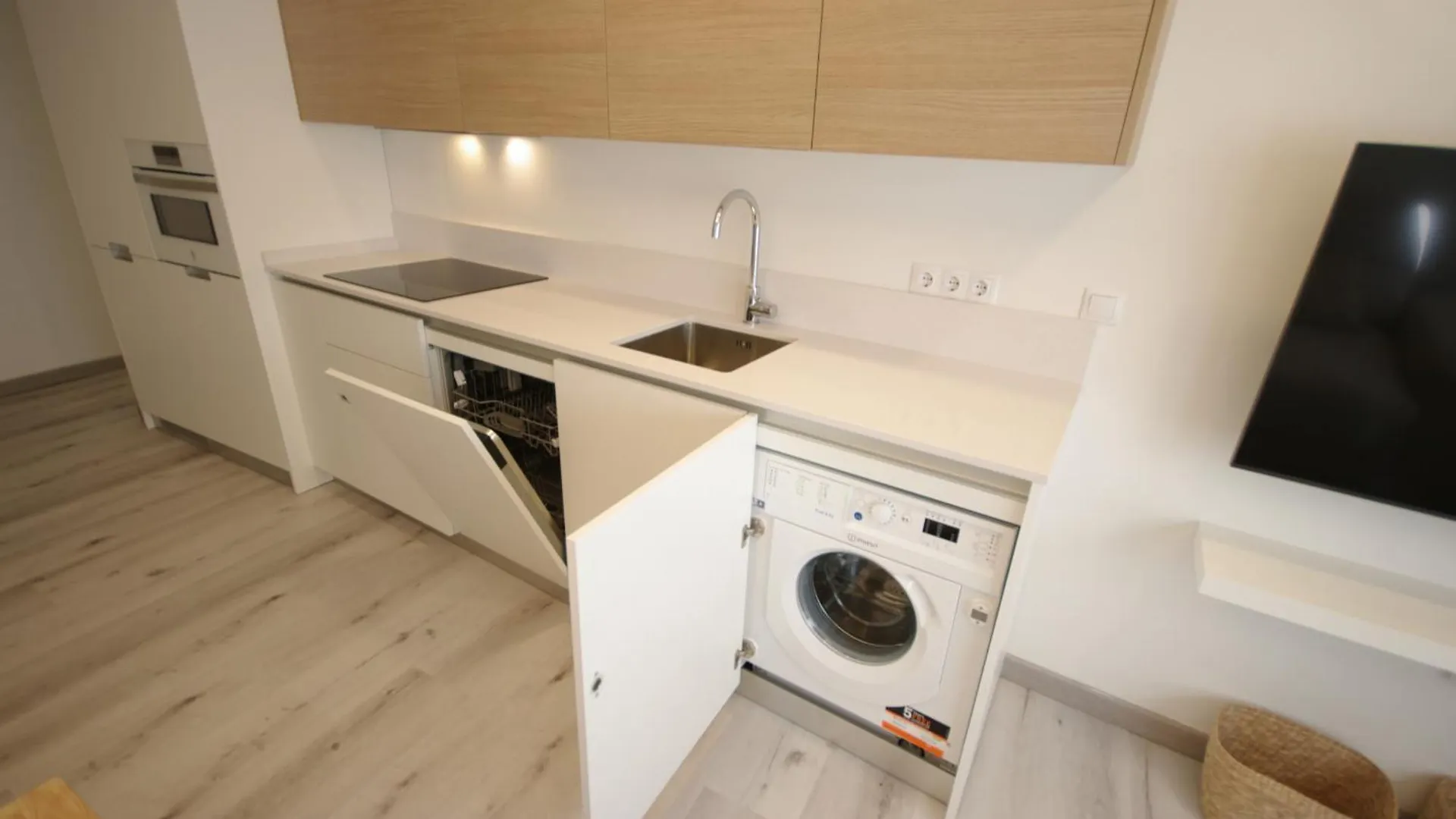 Livingtarifa La Orilla Apartment
