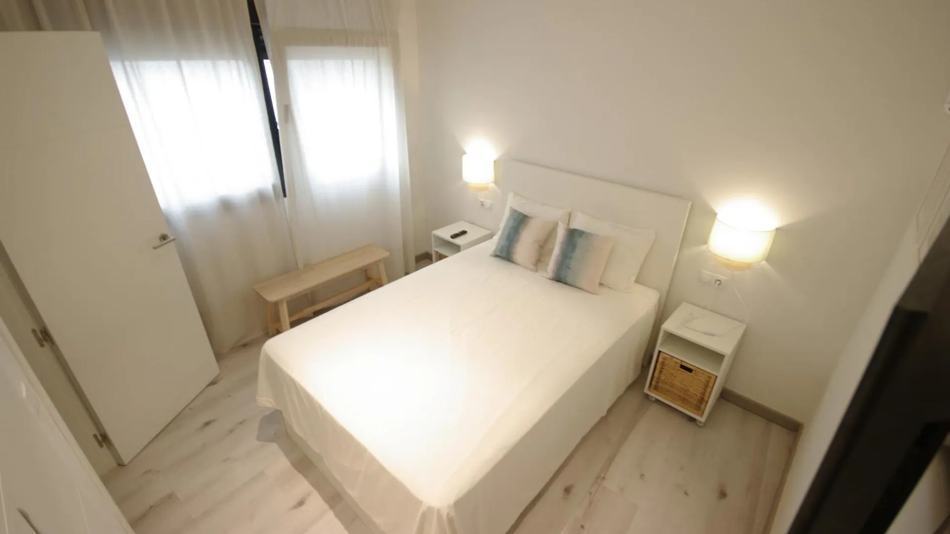 Livingtarifa La Orilla Apartment