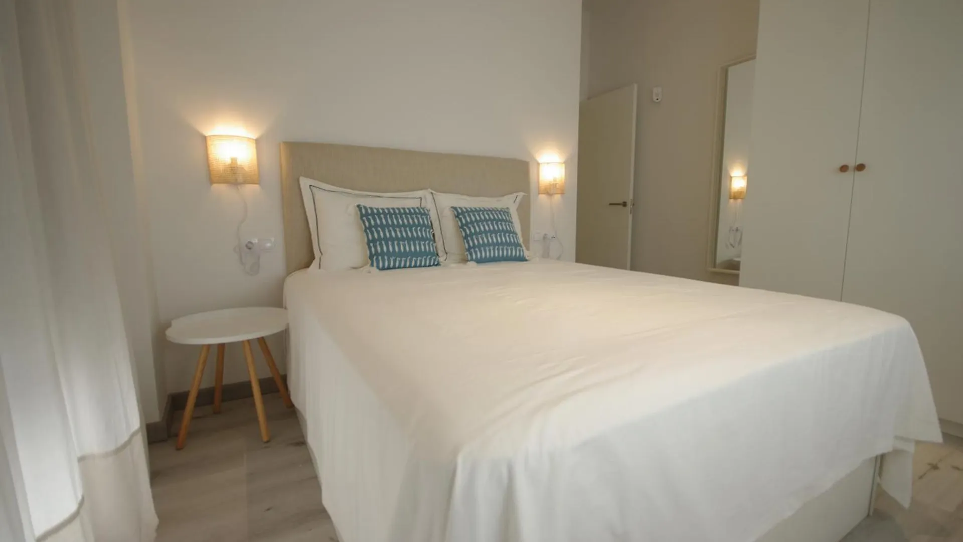 Livingtarifa La Orilla Apartment